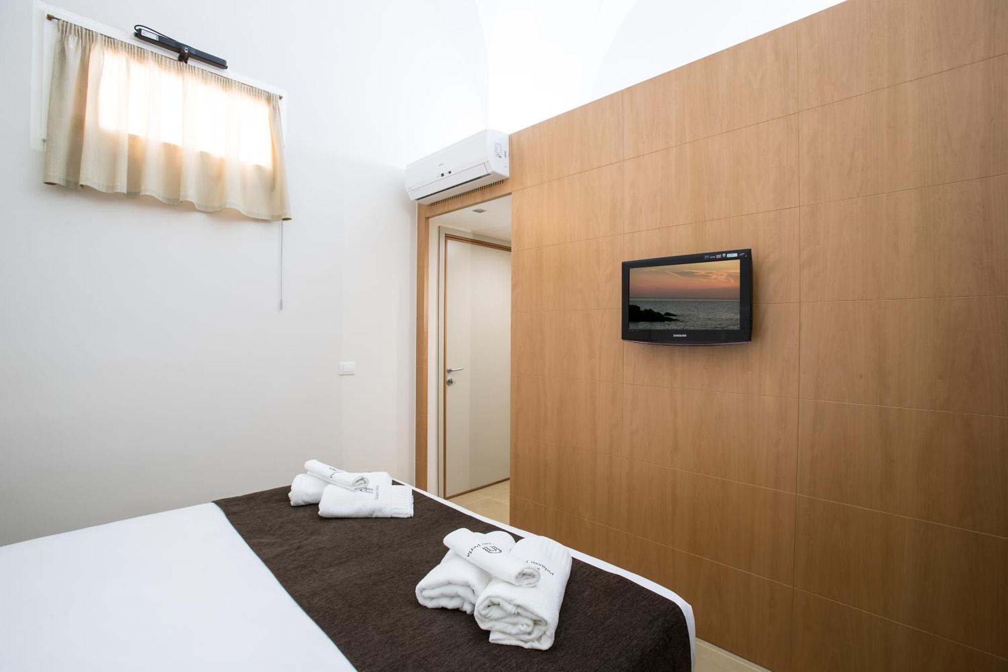 Palazzo Perla Bed & Breakfast Gallipoli Ngoại thất bức ảnh