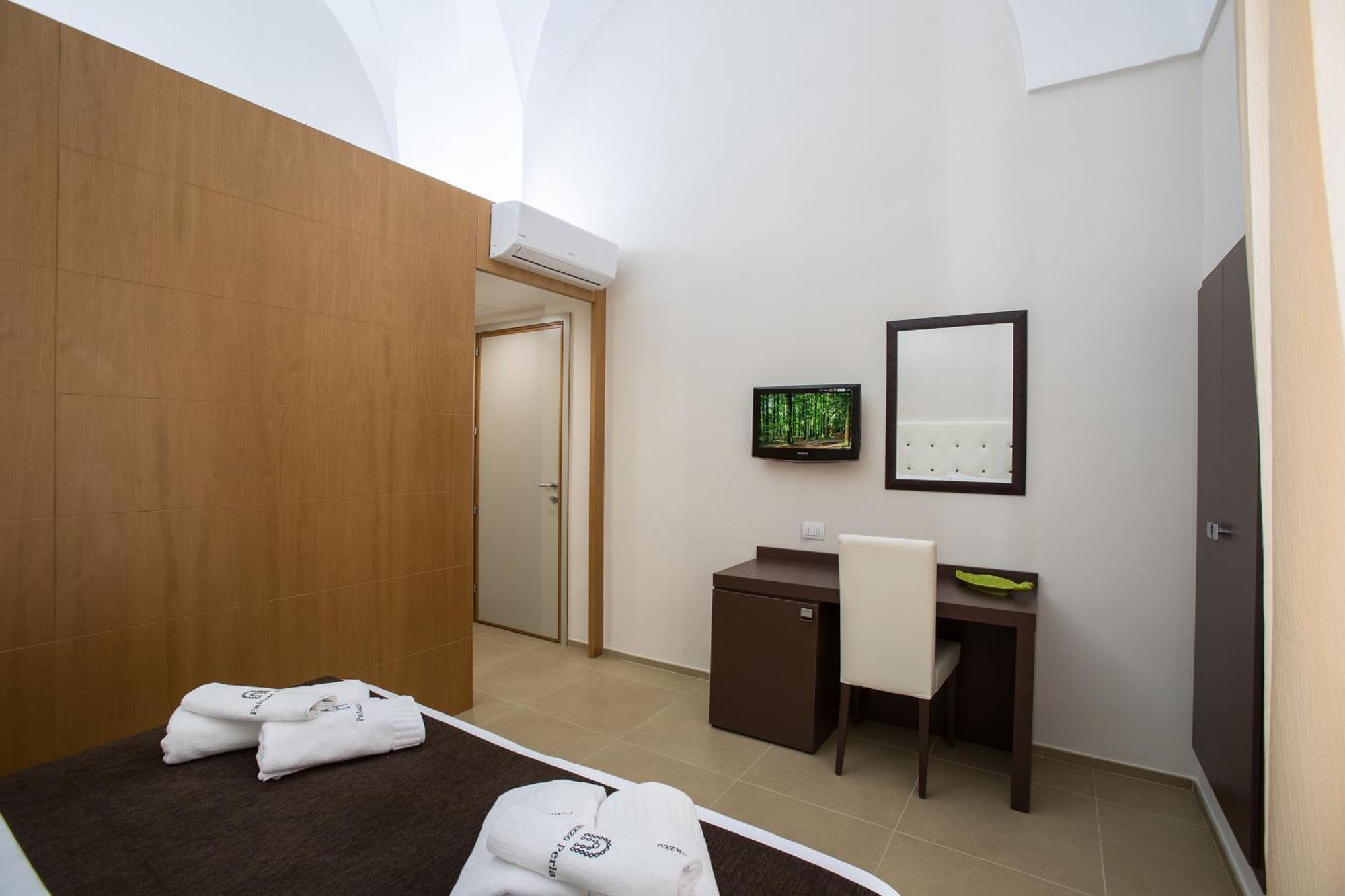 Palazzo Perla Bed & Breakfast Gallipoli Ngoại thất bức ảnh