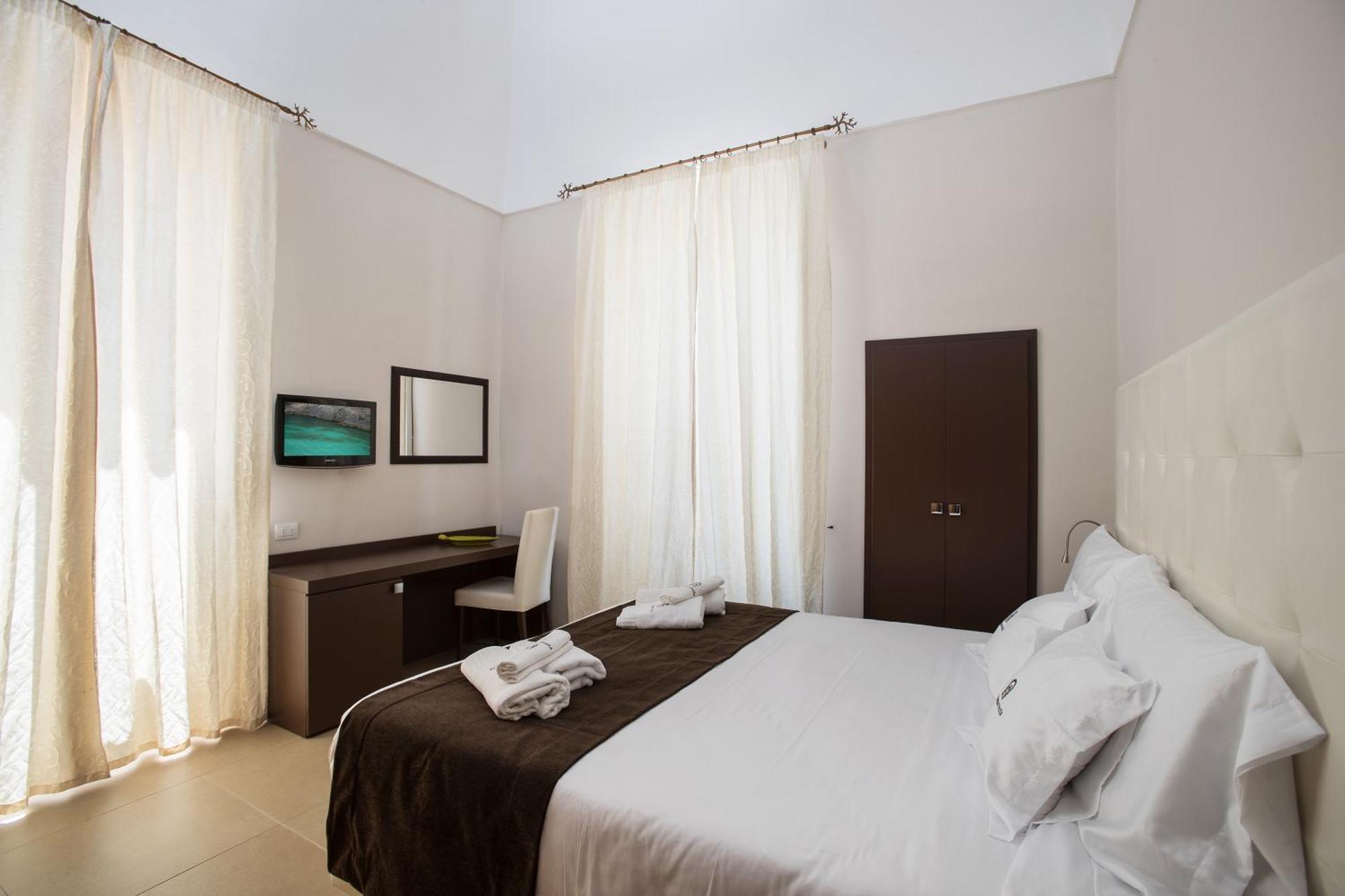 Palazzo Perla Bed & Breakfast Gallipoli Phòng bức ảnh
